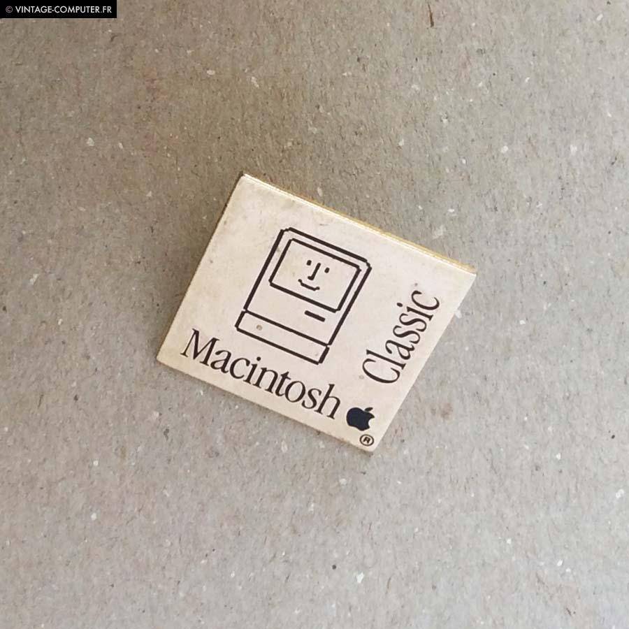 Macintosh classic pin badge